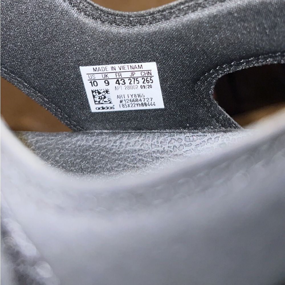 Women’s Adidas sandals - Picture 3 of 3